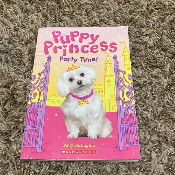 Books are in a set of 3! These books are really recommended for any  kid. - Picture 3 of 3